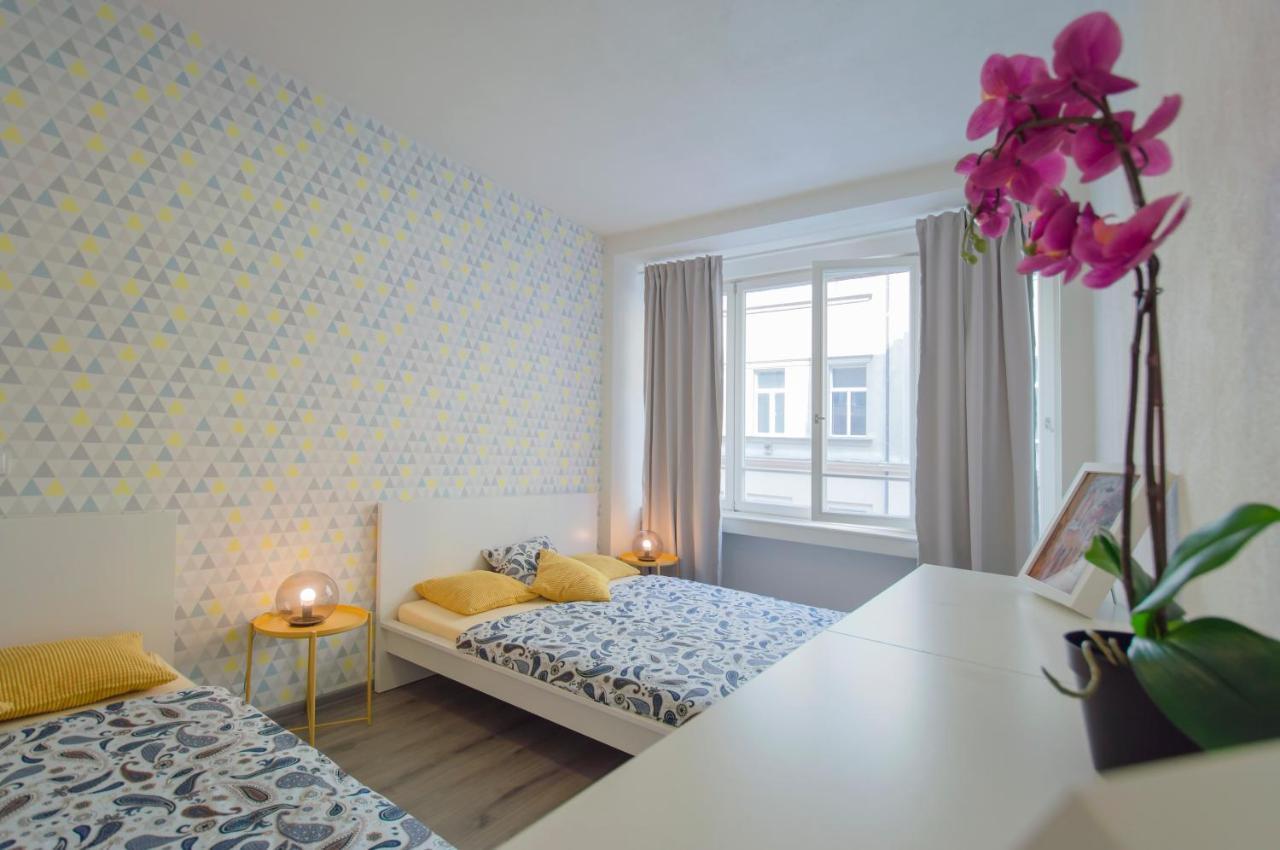 Apartment U Pujcovny 6 Prague Exterior photo